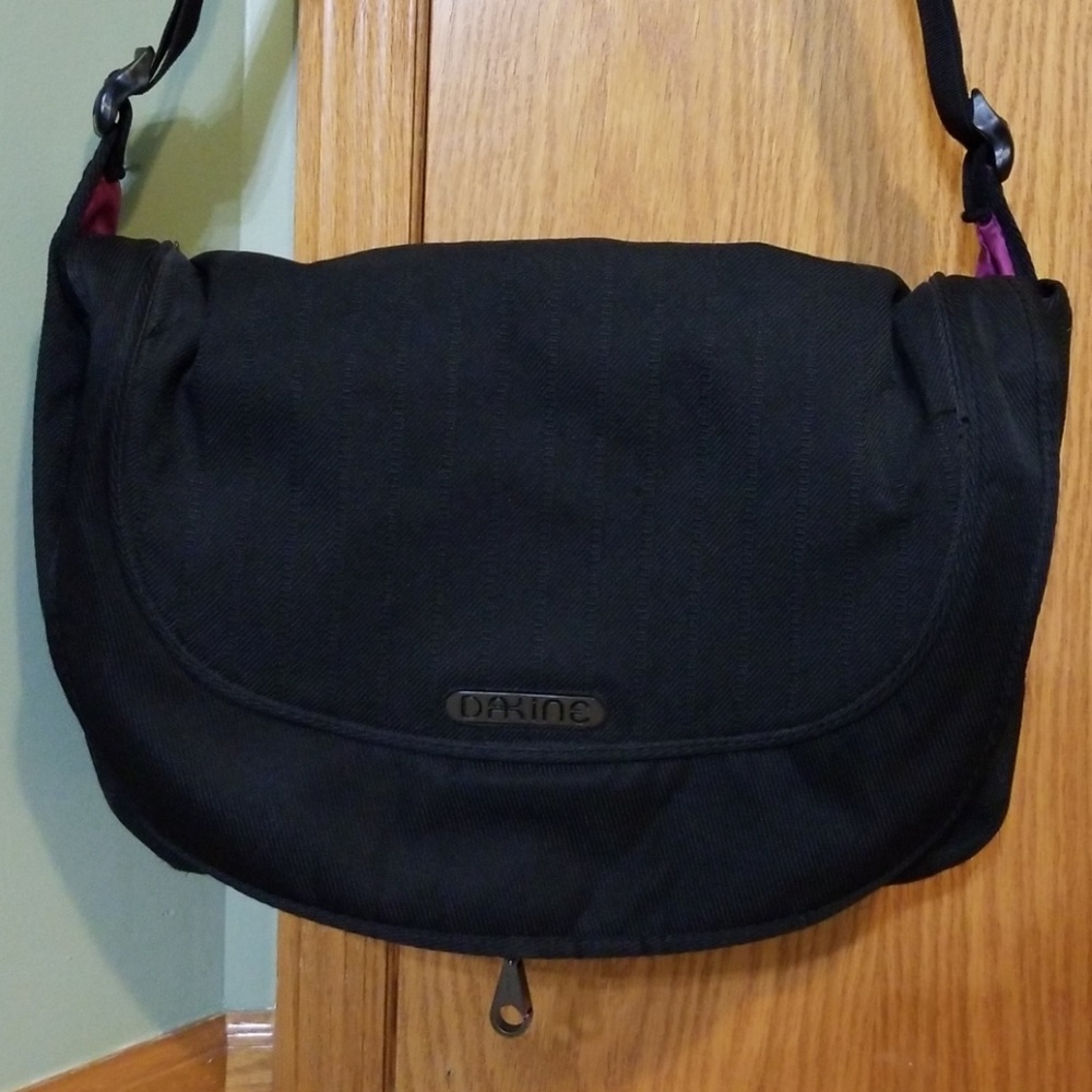 Dakine Messenger Bag